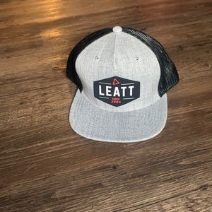 Trucker hat